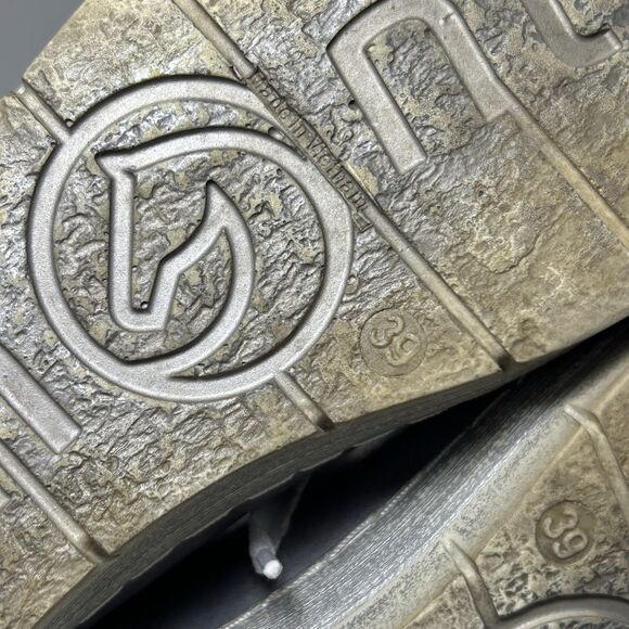 Remonte Shoes 39 Womens 8.5 Soft Sneakers Casual Gray Silver Leather Side Zip - Picture 6 of 7